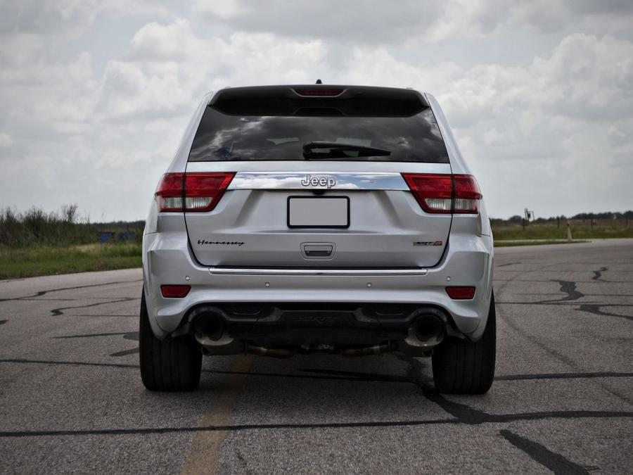 Jeep Grand Cherokee SRT8 HPE650 by Hennessey 2013 года  (фото 5 из 5)